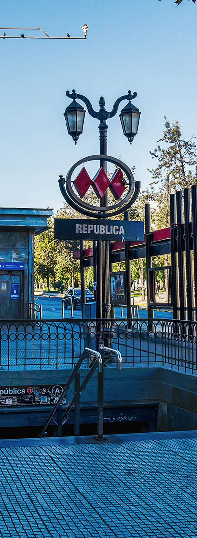 Metro República