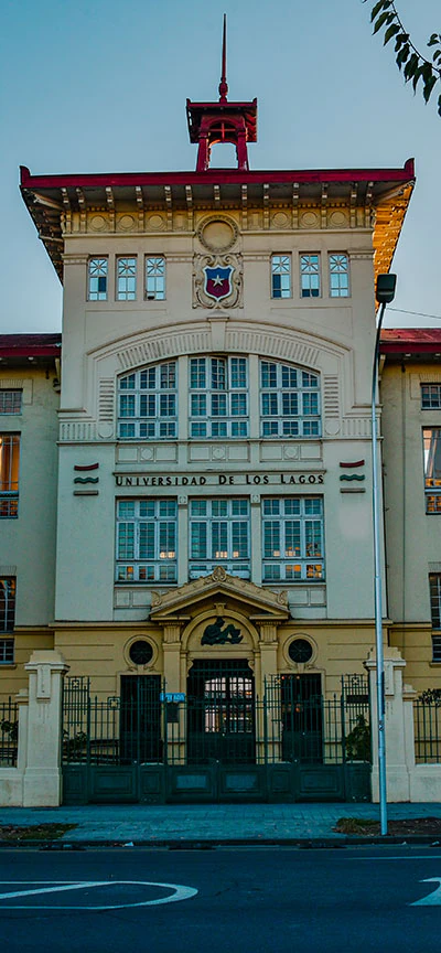 Universidad de los Lagos